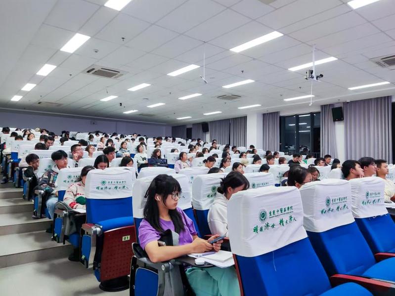 我院举行第十六届全国大学生数学竞赛动员会